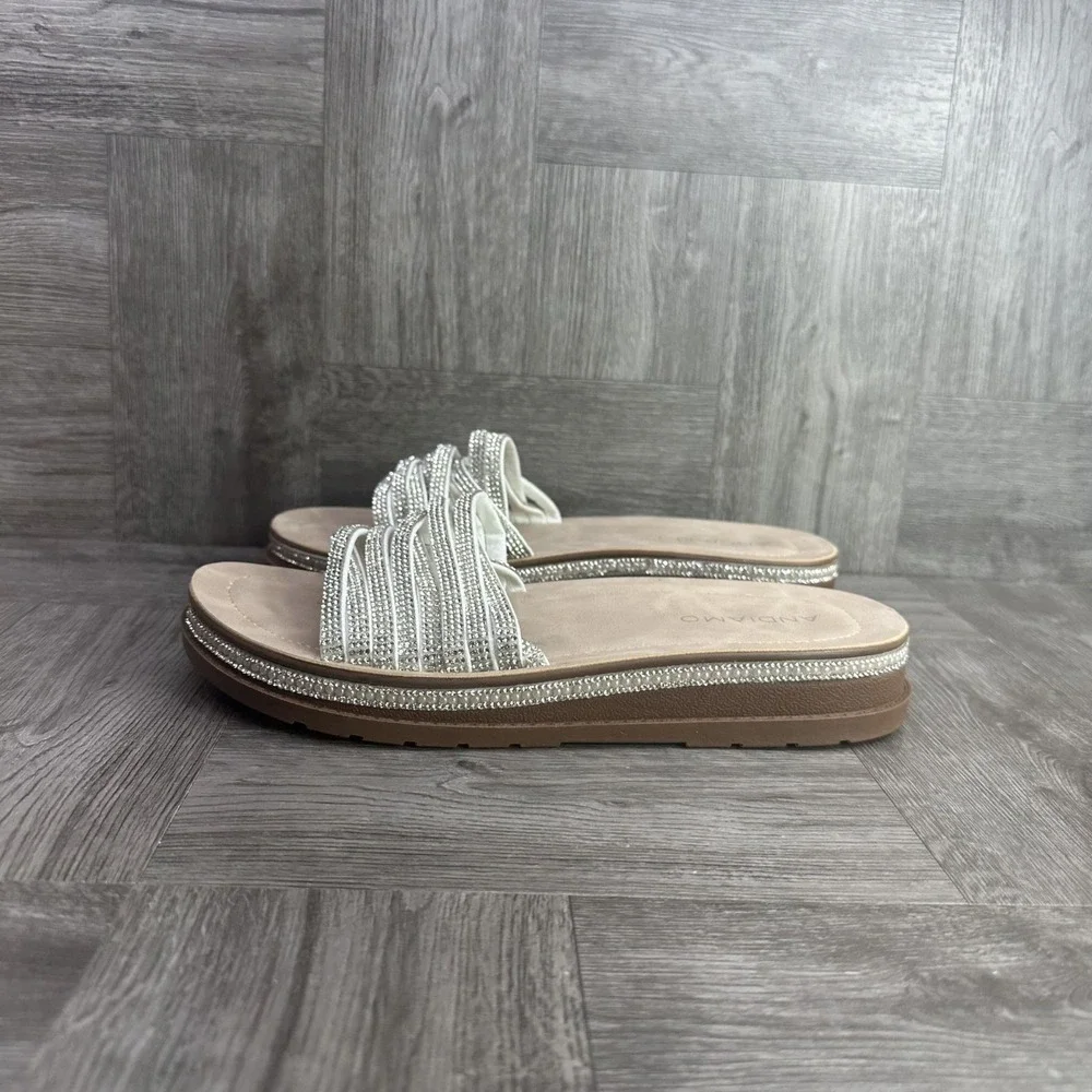 Andiamo Apamela Sandals Womens 8 White Rhinestone Pearl Platform Slide‎ NEW